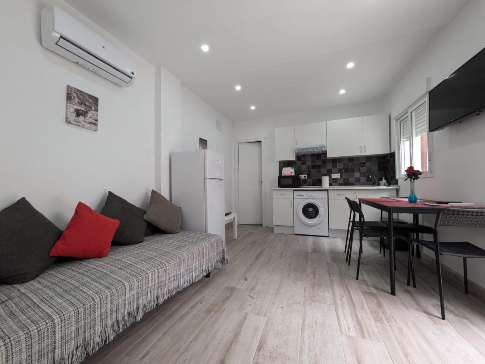 Madrid Apartaments Екстер'єр фото